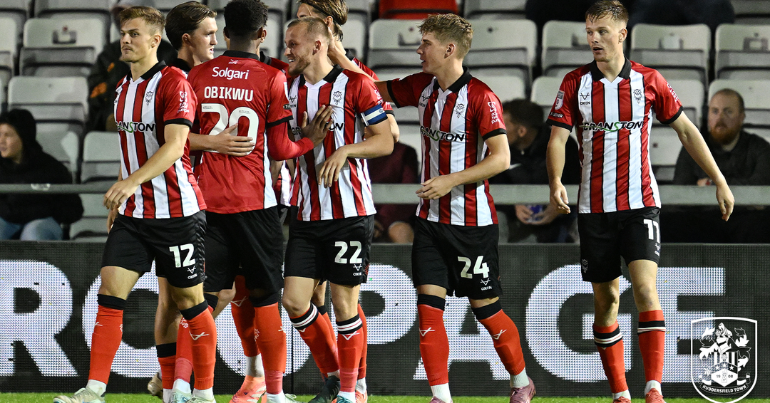 VORSCHAU: LINCOLN CITY (A) - | VERTU TROPHY