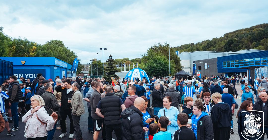 VIEL ZU ERLEBNIS IM ACCU vs. PETERBOROUGH UNITED